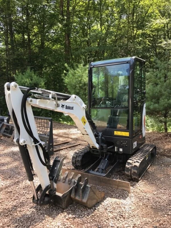 Bobcat E20 , 1,8T + 3 GODETS - Image 3