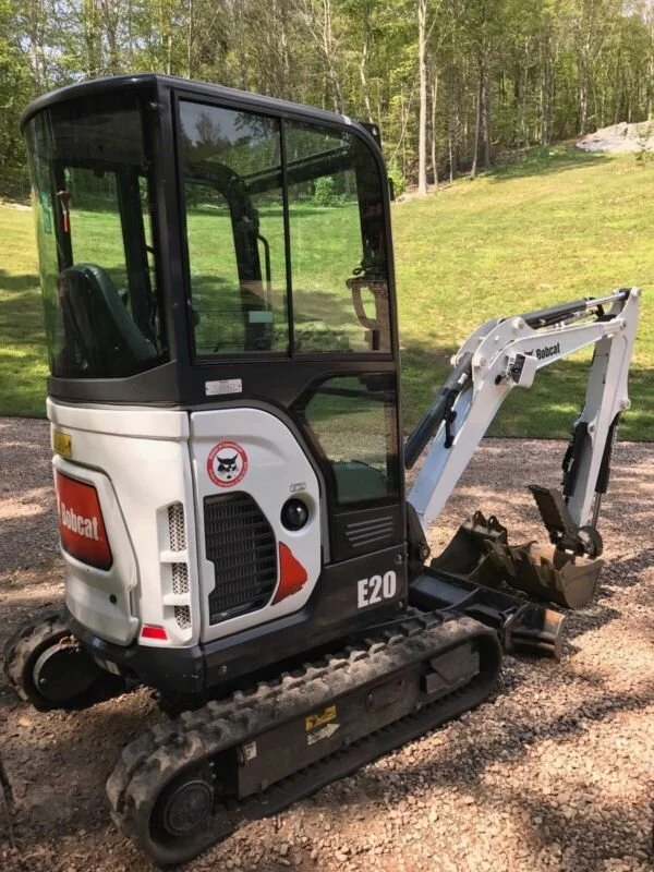 Bobcat E20 , 1,8T + 3 GODETS - Image 6