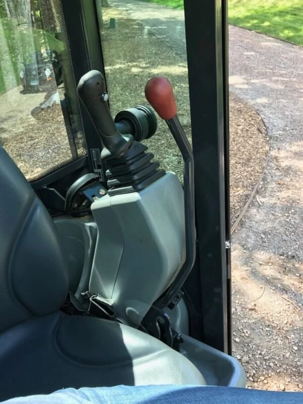 Bobcat E20 , 1,8T + 3 GODETS - Image 10