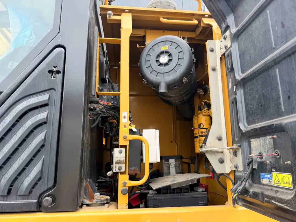 Caterpillar L 336F – 37T - Image 19