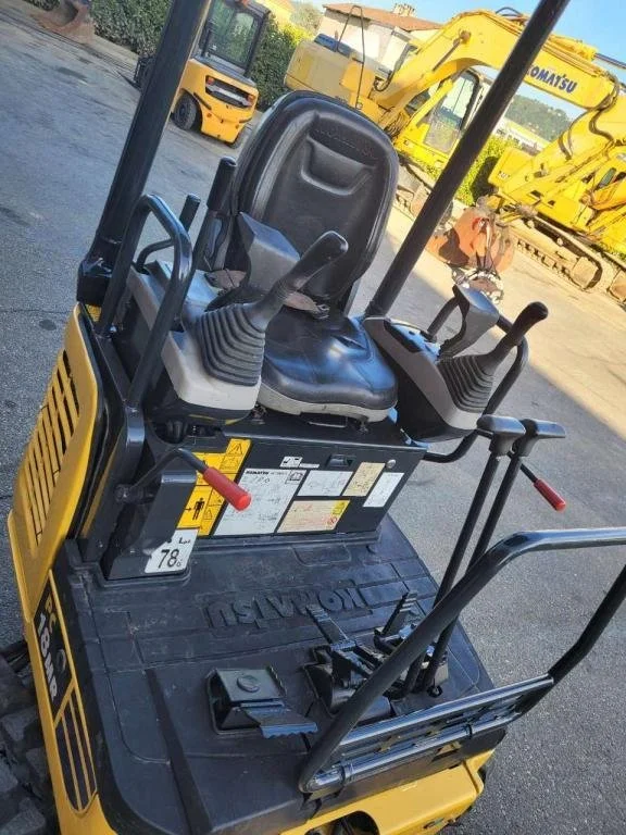 KOMATSU PC 18 MR2 - Image 6